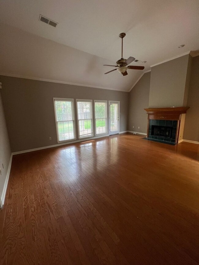 Building Photo - 1676 Von Hall Dr