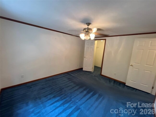 Building Photo - 447 Kemp Rd