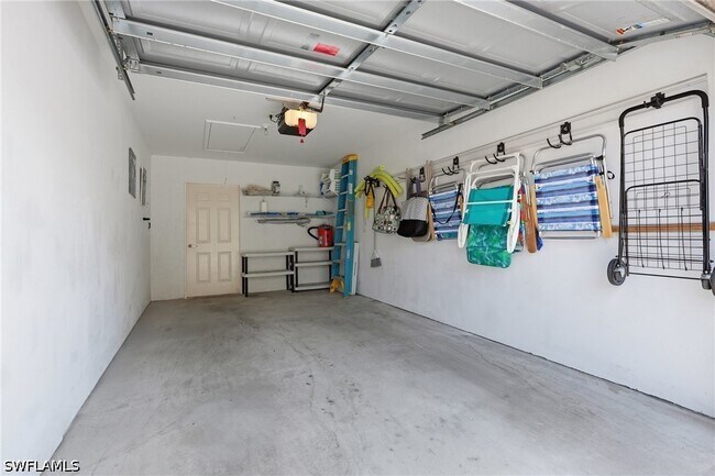 Building Photo - 26630 Rosewood Pointe Dr