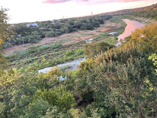 Building Photo - 2714 Pace Bend Rd S
