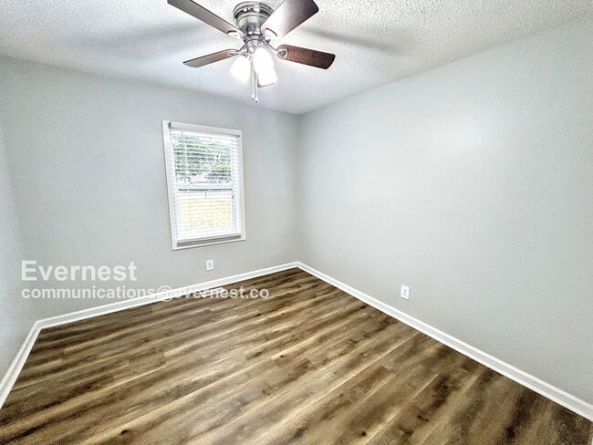 Building Photo - 4280 Valley Grove Dr