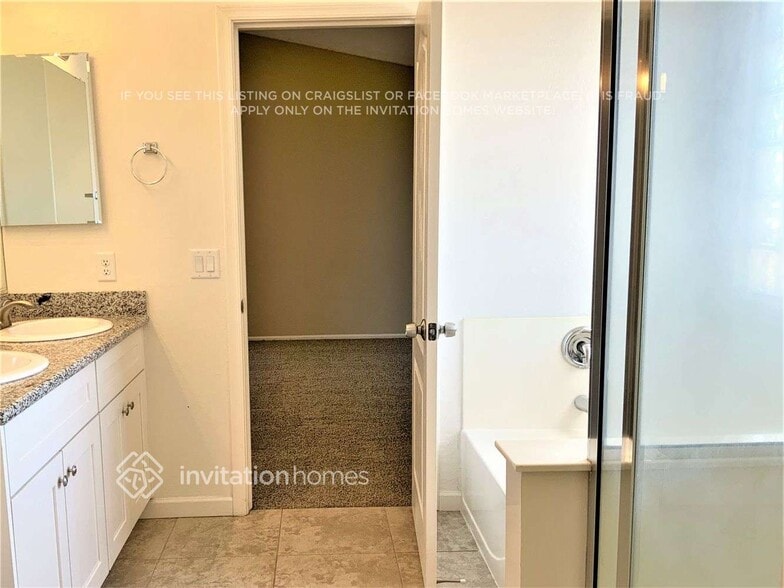 Building Photo - 28472 N Desert Hills Dr