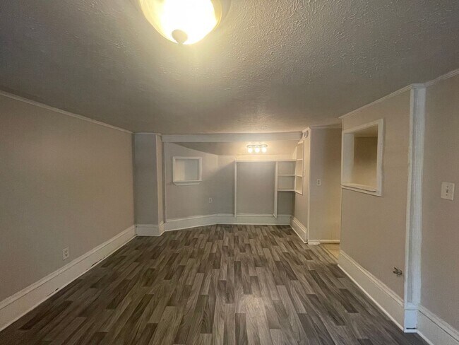 Building Photo - 2713 Vineville Ave