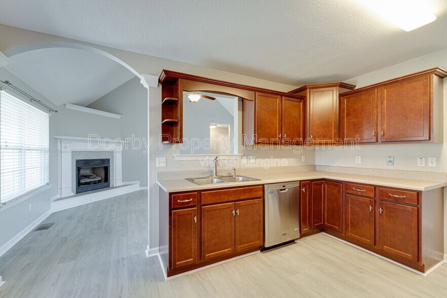 Building Photo - 7420 Salmon Ln