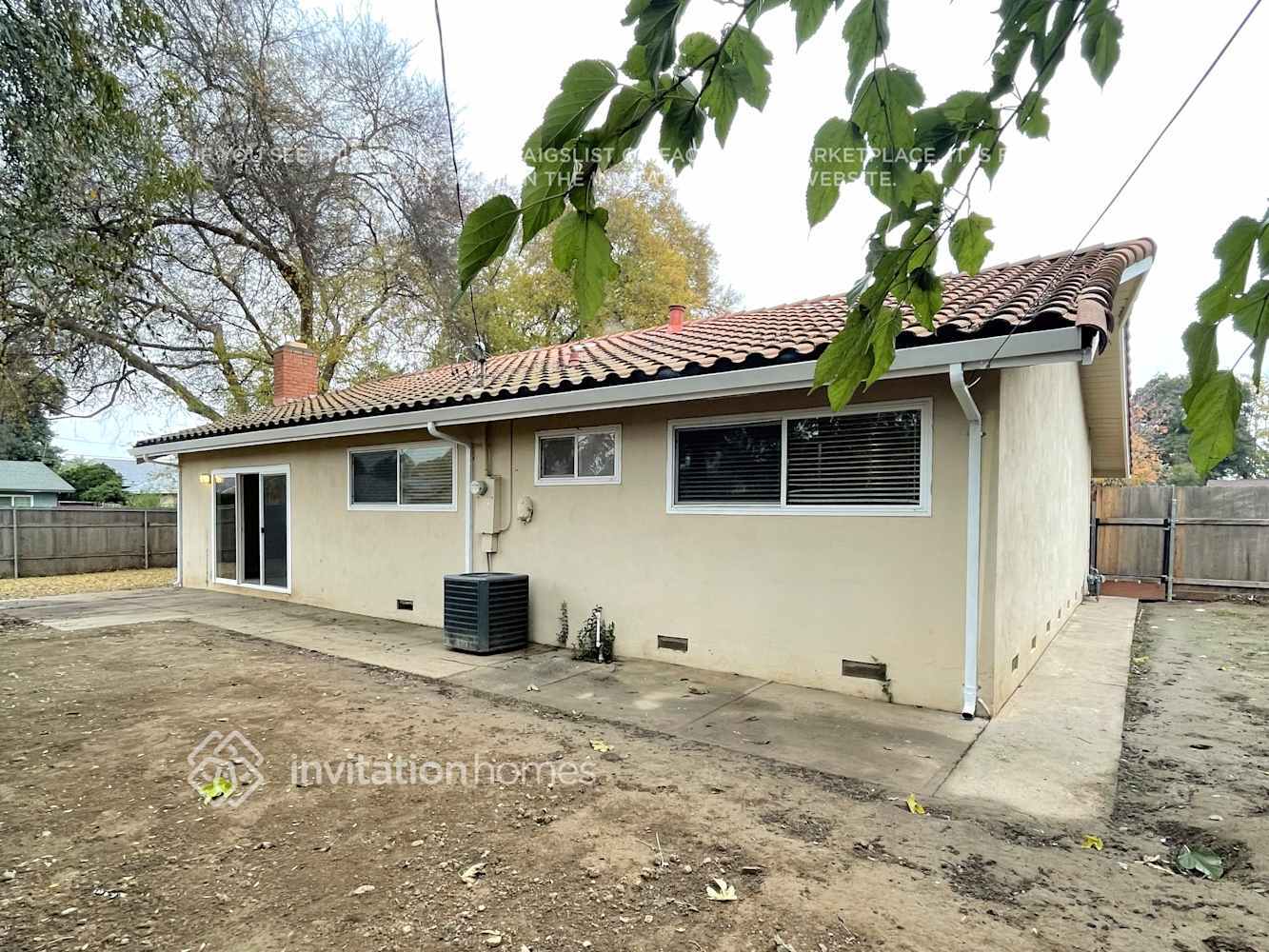 Building Photo - 640 W El Camino Ave