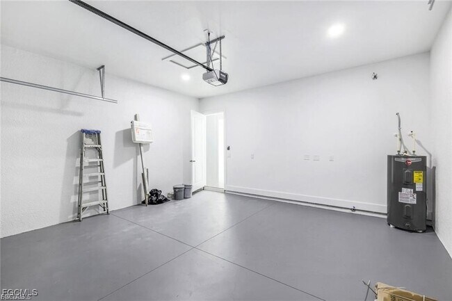 Building Photo - 3212 Vera Ct