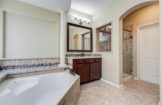 Building Photo - 13719 Kingston River Ln