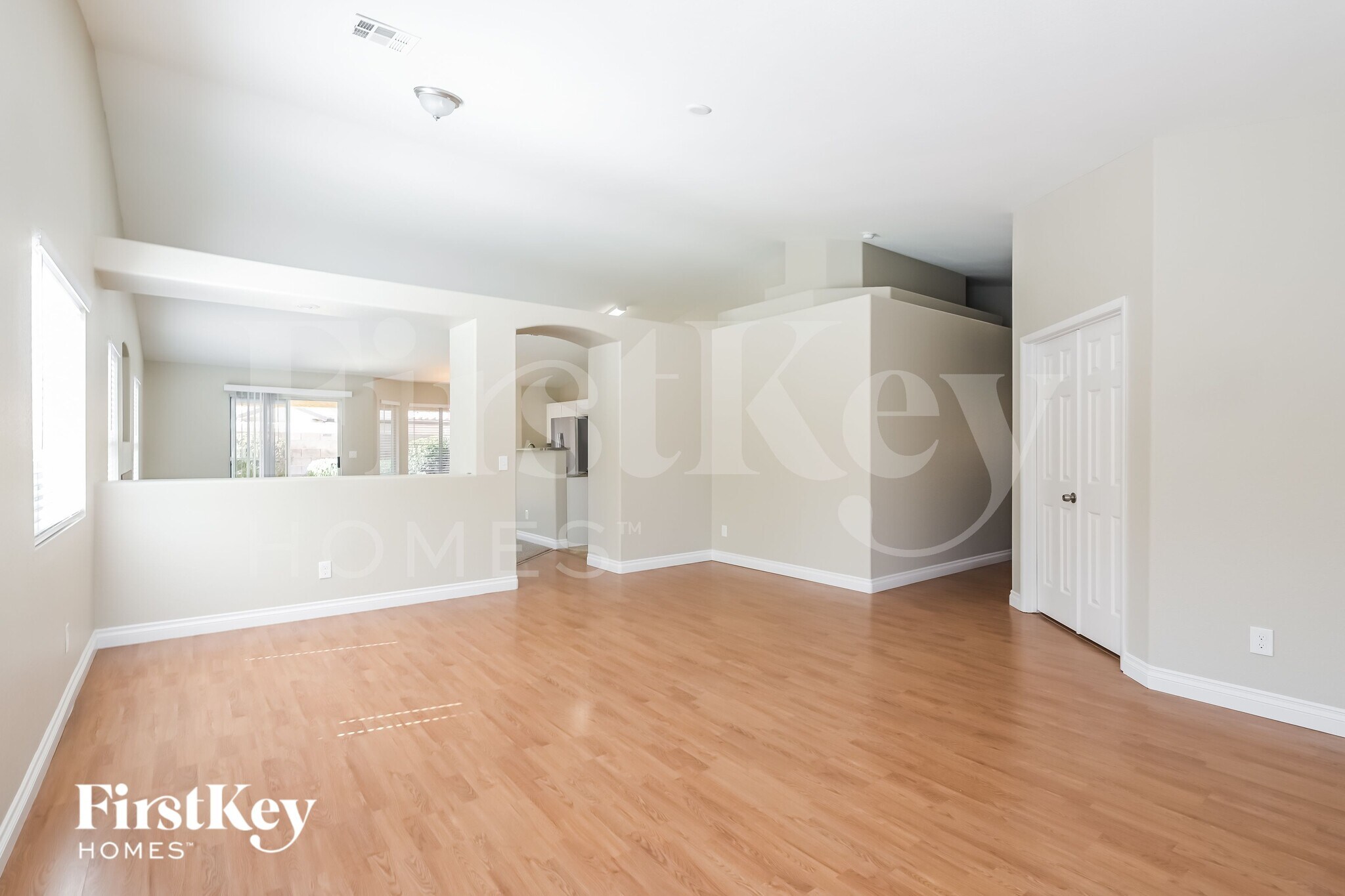 Building Photo - 811 Mesa Pine Ct