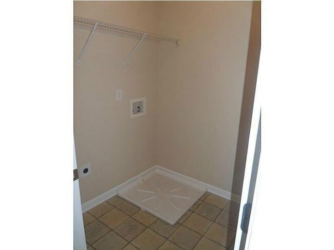 Building Photo - 1639 Coleville Oak Ln