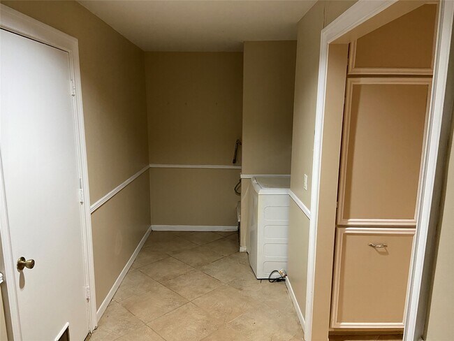 Building Photo - 22503 Dabney Manor Ln