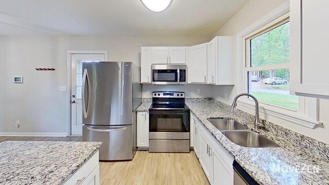 Building Photo - 202 Newgate Dr