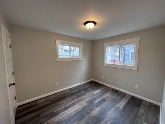 Building Photo - Fully Renovated 3BR Bungalow – Modern, Bright, Move-In Ready!