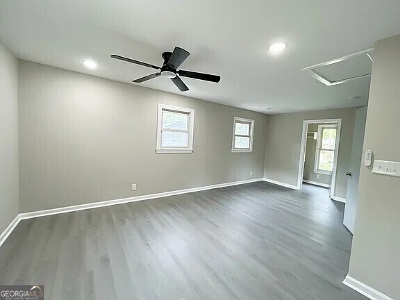 Building Photo - 1523 Delia Dr