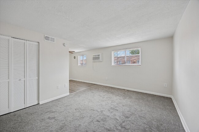 Building Photo - 9305 Ashton Rd