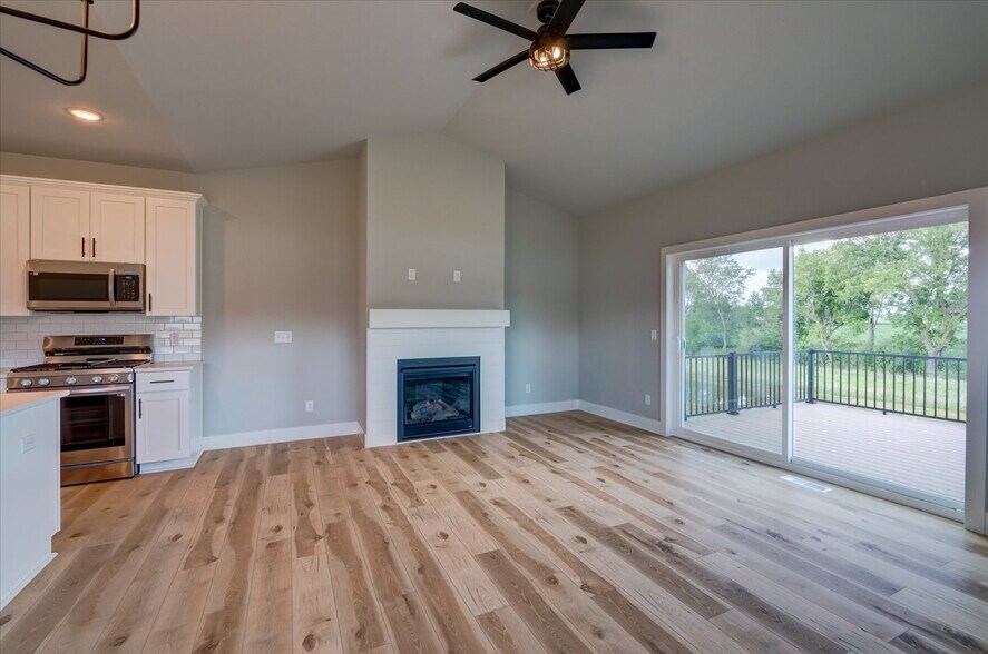 Building Photo - 1430 Palm Grass Way