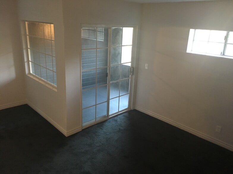 Building Photo - 3462 Floyd Ter