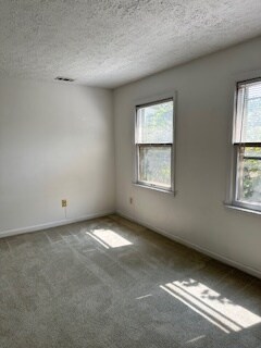 Bedroom - 612 N Oxford St