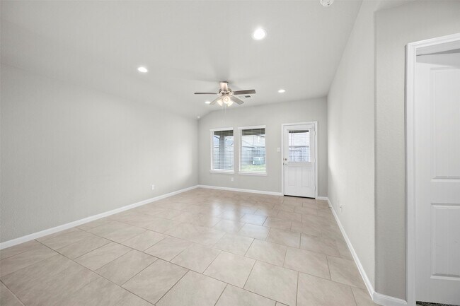 Building Photo - 18338 Raven Rock Ln