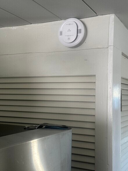 Building Photo - 63 Haddon Ave