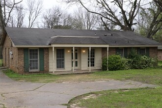 Building Photo - 3219 McGehee Rd