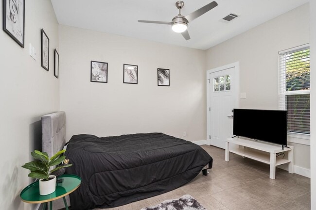 Building Photo - 7101 Foster St