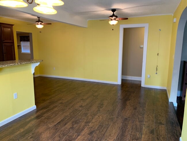 Open concept dining, kitchen and sitting area - 3425 NW 21st St