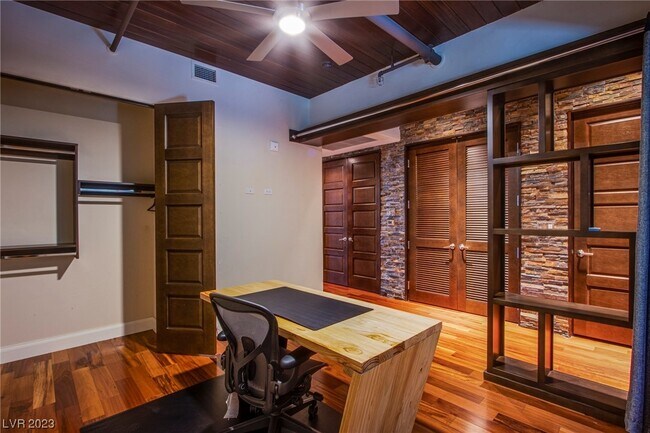 Building Photo - 11441 Allerton Park Dr