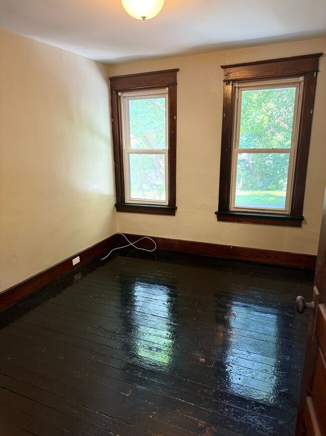 Building Photo - 3 Bedroom 1 Bath in Carlisle, PA!