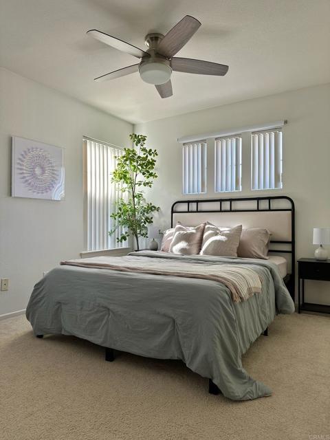 Building Photo - 951 River Oaks Ct