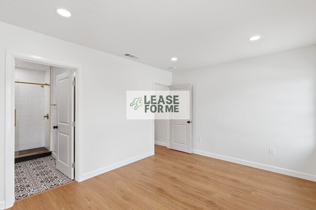 Building Photo - 5953 Guthrie Ave