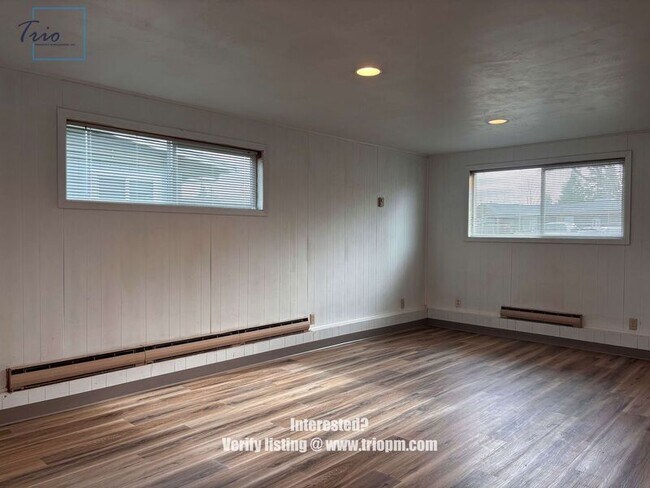 Building Photo - 1663 Larkspur Loop