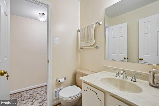 Building Photo - 6604 Tina Ln