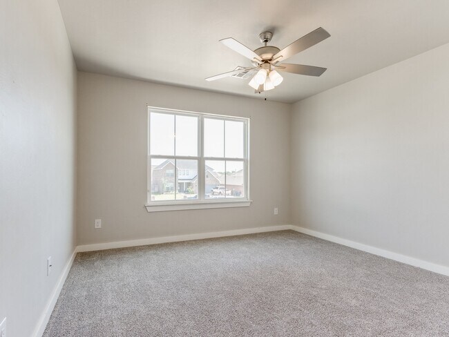 Building Photo - 6271 NW 178th Cir