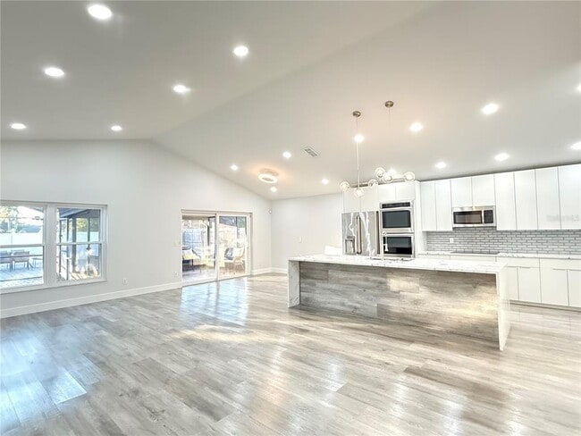 Building Photo - 2131 Morrilton Ct