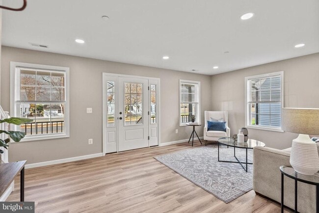 Building Photo - 22802 Lawrence Ave