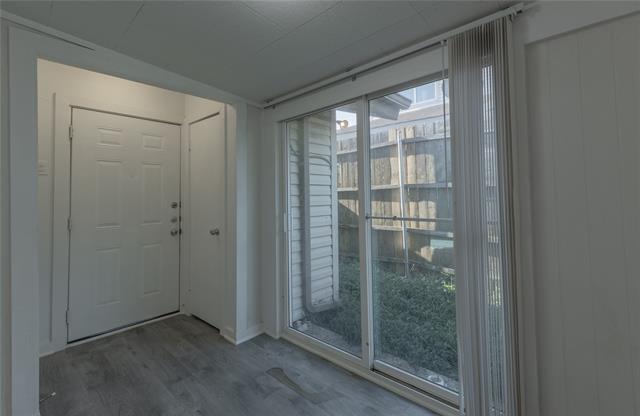 Building Photo - 709 Arrowhead Cir