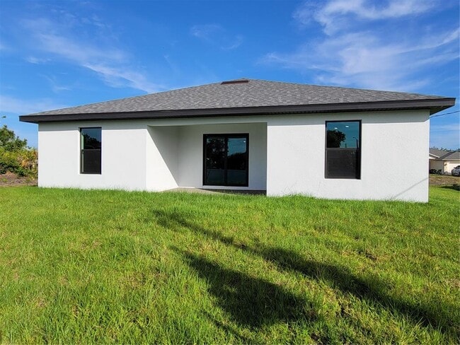 Building Photo - 11383 Baggot Ave