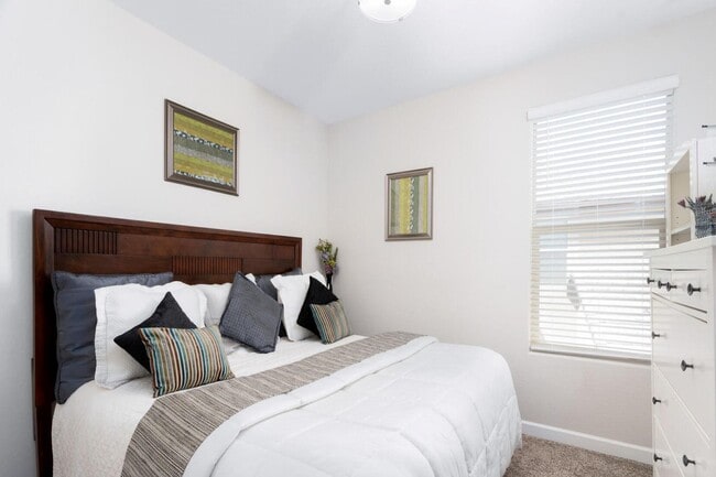 Building Photo - 18426 N 65th Pl