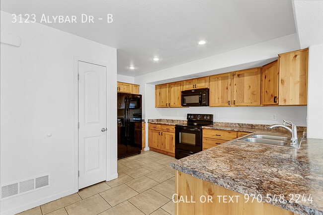 Building Photo - 3123 Alybar Dr