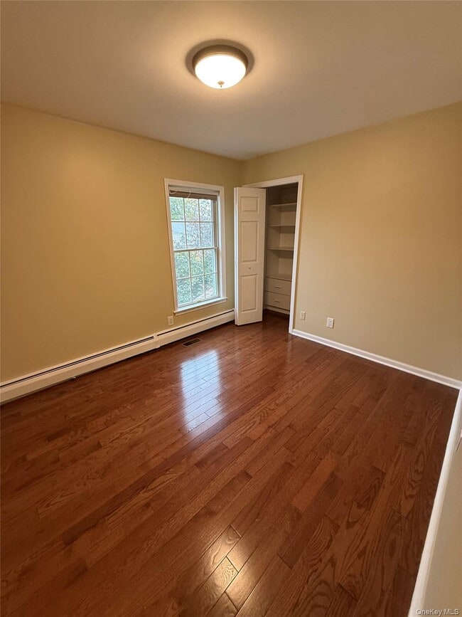 Building Photo - 114 Sterling Ave