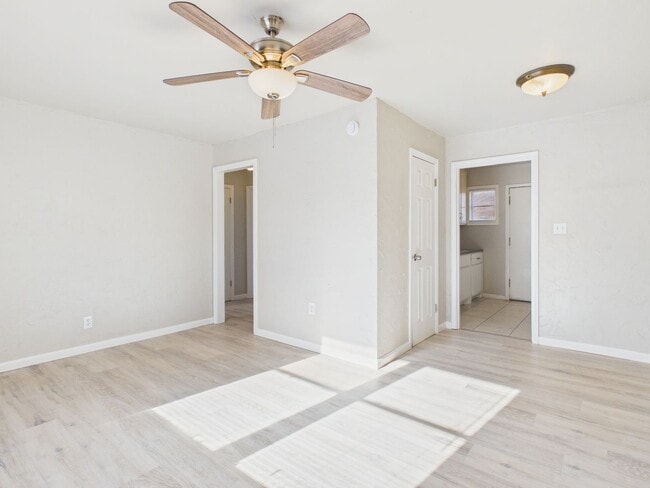 Building Photo - 3004 Westhaven Dr