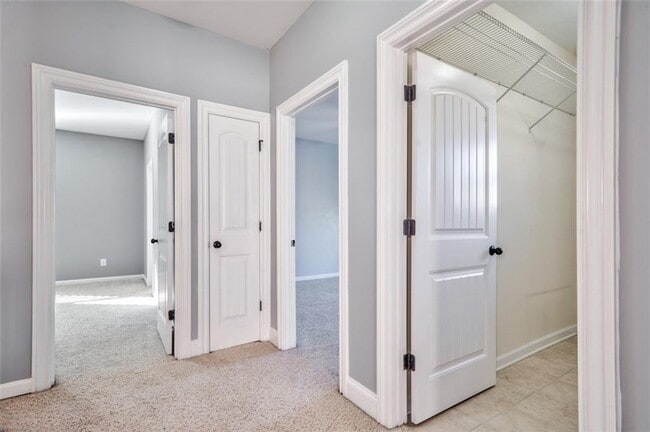 Building Photo - 5390 Breckinridge Ln