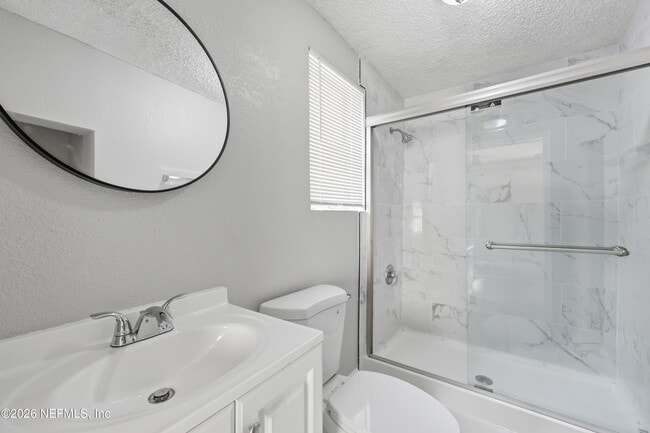 Building Photo - 2002 St Clair St