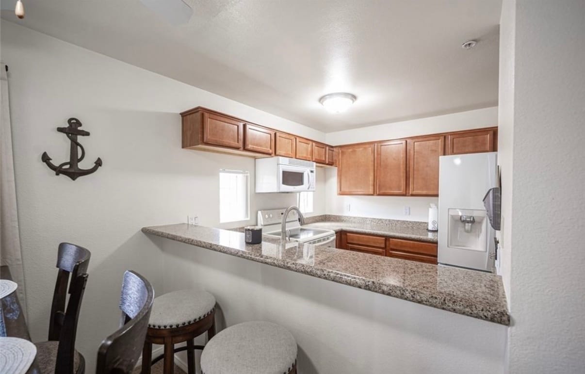 Building Photo - 2110 Sealion Dr