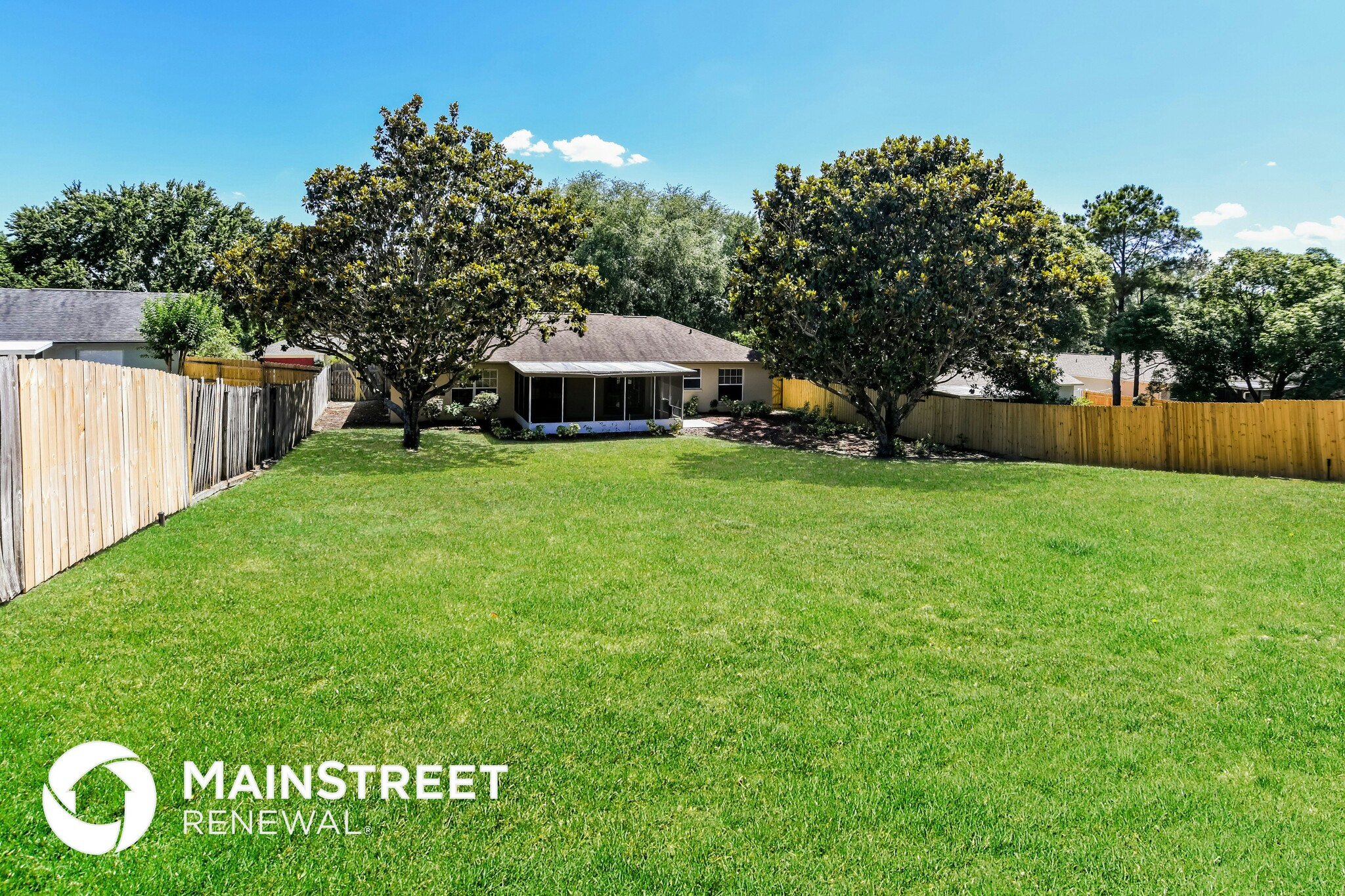 Building Photo - 10624 Lake Ralph Dr