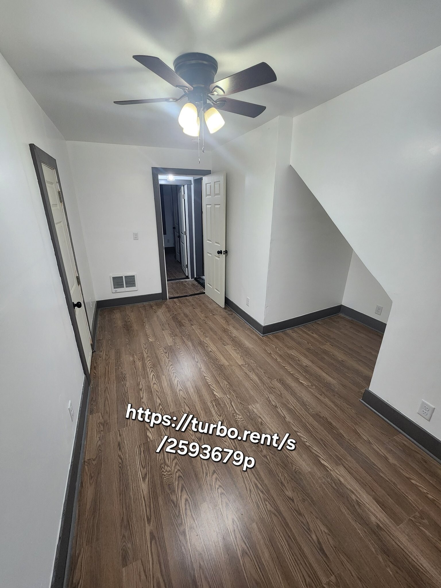 Building Photo - 18 Jeanette St
