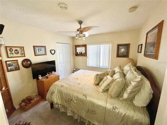 Building Photo - 7831 Barclay Rd