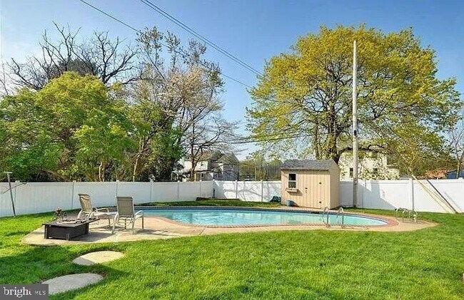 Building Photo - 46 Wayfield Rd