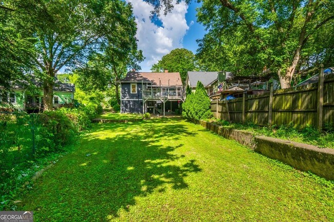 Building Photo - 242 Haralson Ave NE