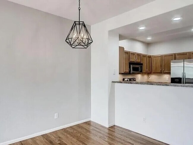 Building Photo - 5453 Water Tower Promenade